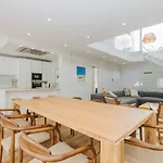 Tropical By Caparica Experience Villa *
