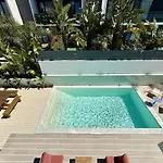 Tropical By Caparica Experience *