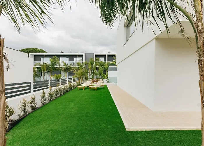 Tropical By Caparica Experience Charneca (Setubal)