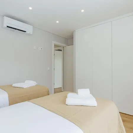 Tropical By Caparica Experience