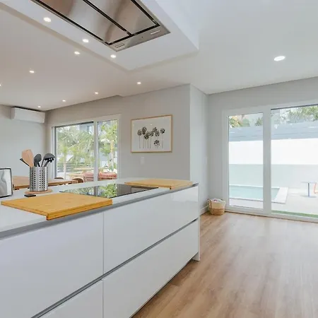 Tropical By Caparica Experience Charneca