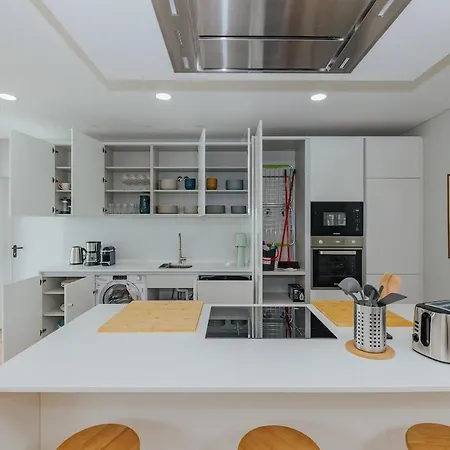 Tropical By Caparica Experience